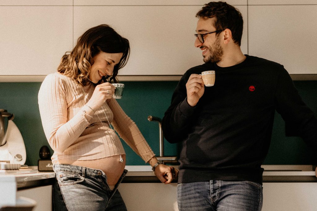 SERVIZI FOTOGRAFICI GRAVIDANZA EMOZIONALI