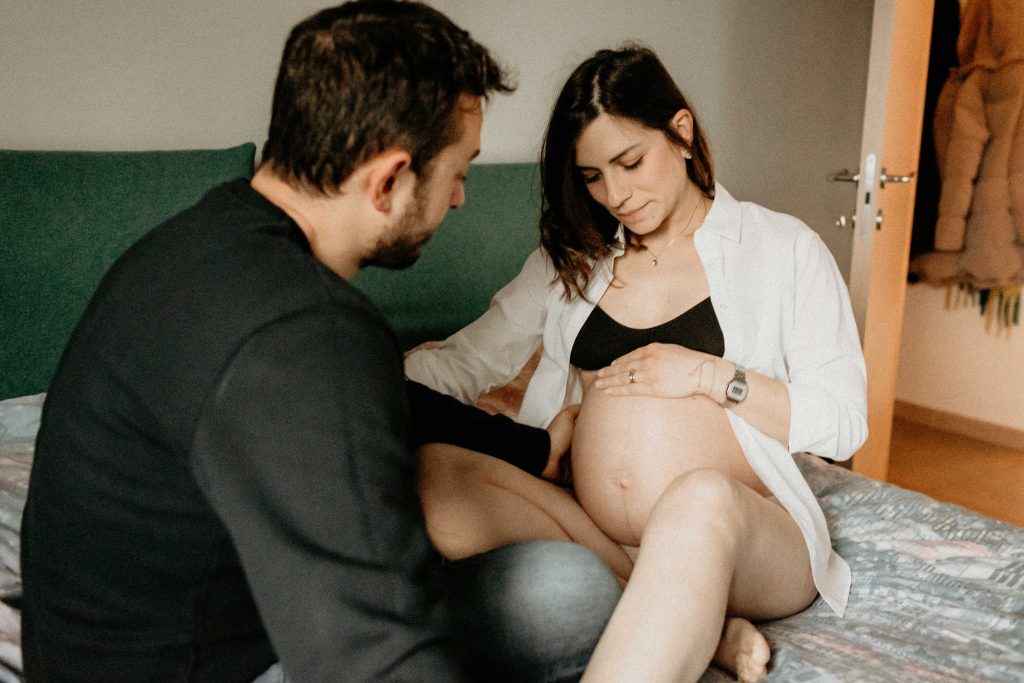 SERVIZI FOTOGRAFICI GRAVIDANZA EMOZIONALI
